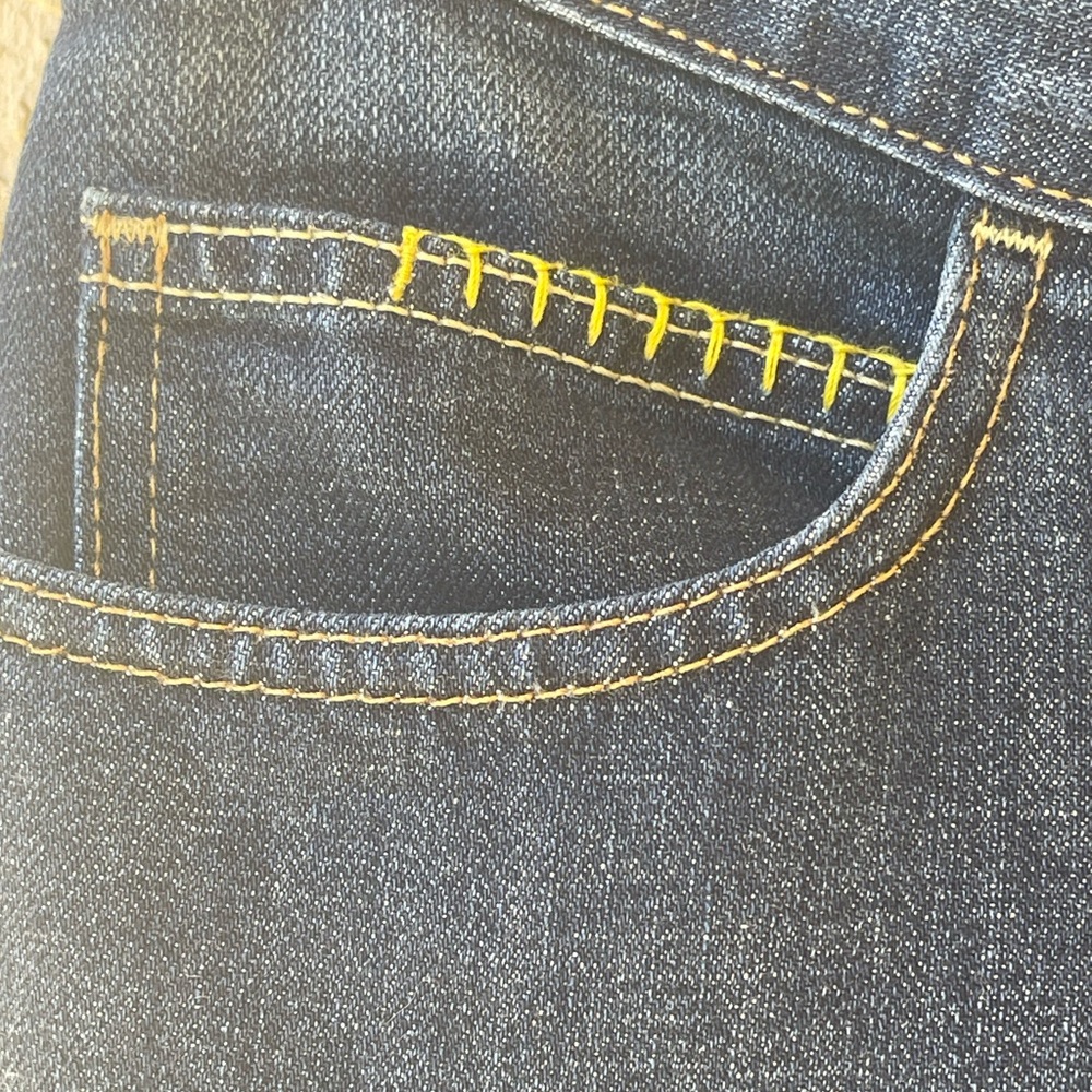 GAP Embroidered Dark Wash Flare Jeans with Floral Accent Size 16 EUC - Picture 12 of 15